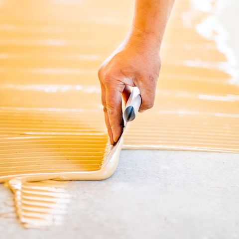 Explore Industrial Adhesives: A Complete Guide with Basics and Key Information