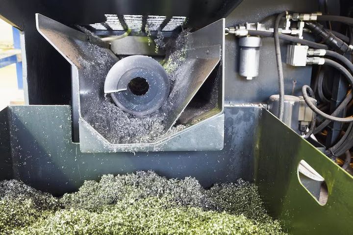 Guide to Rubber Powder Grinding Machines: Working Principles, Output Quality, and Applications