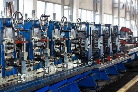 Best Blow Moulding Machines for Plastic Bottle Manufacturing