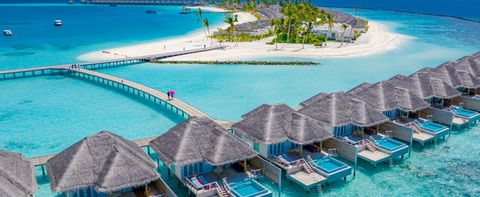 Beaches of the Maldives: An Overview with Basics, Information, and Key Details