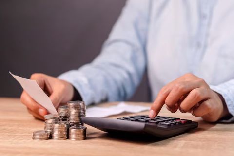 Monthly Expense Basics: A Simple Guide to Managing Your Money