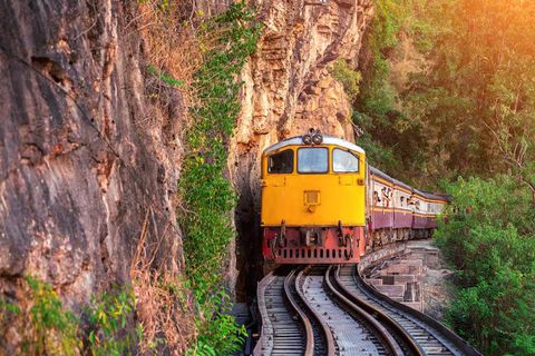 Guide to Heritage Railway Trips: Timeless Journeys, Preservation Facts, and Scenic Experiences